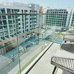 Trendy Studio Apartment In Meydan